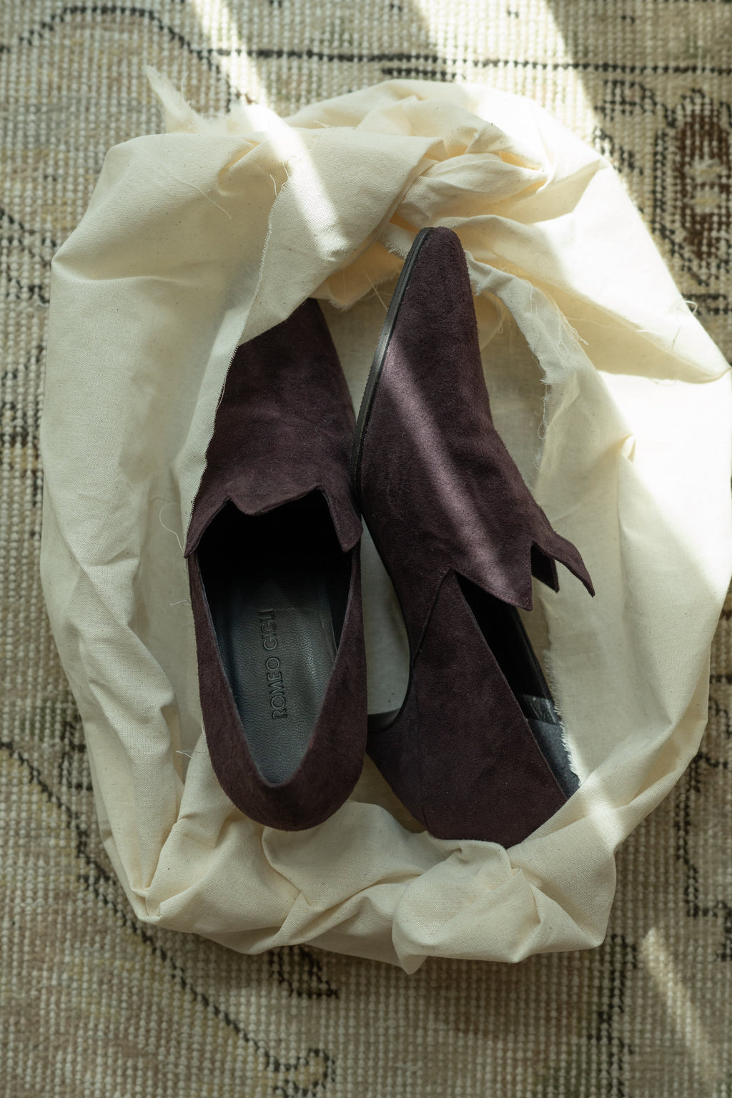Romeo Gigli 1990s Dark Purple “Witch” Kitten Heels
