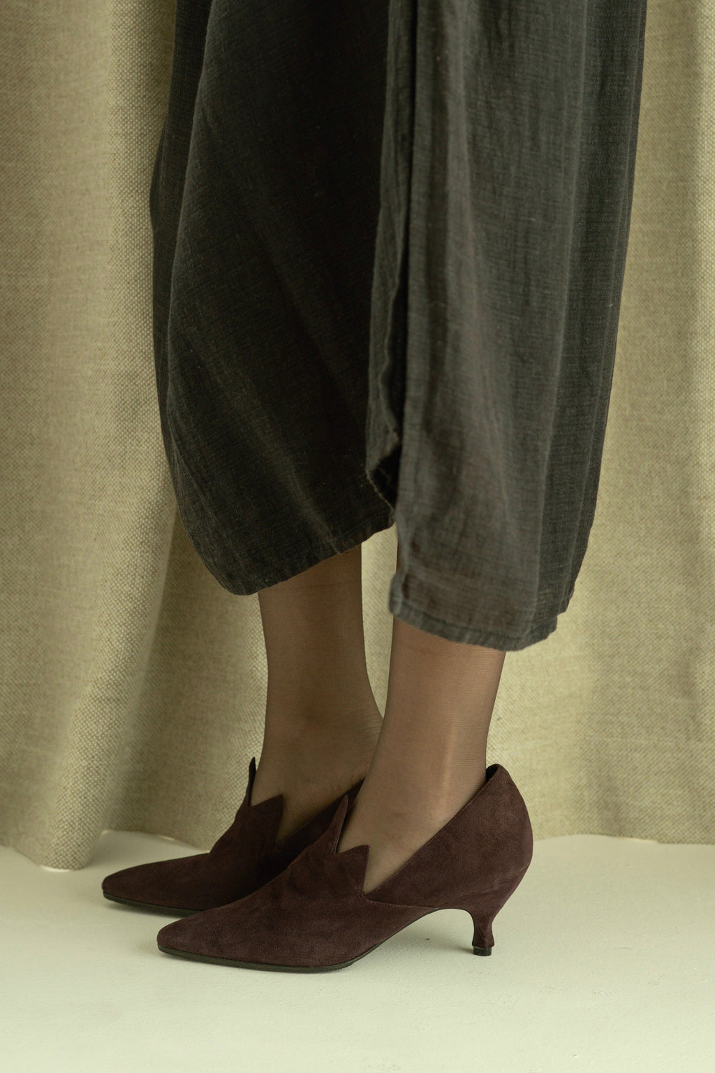 Romeo Gigli 1990s Dark Purple “Witch” Kitten Heels